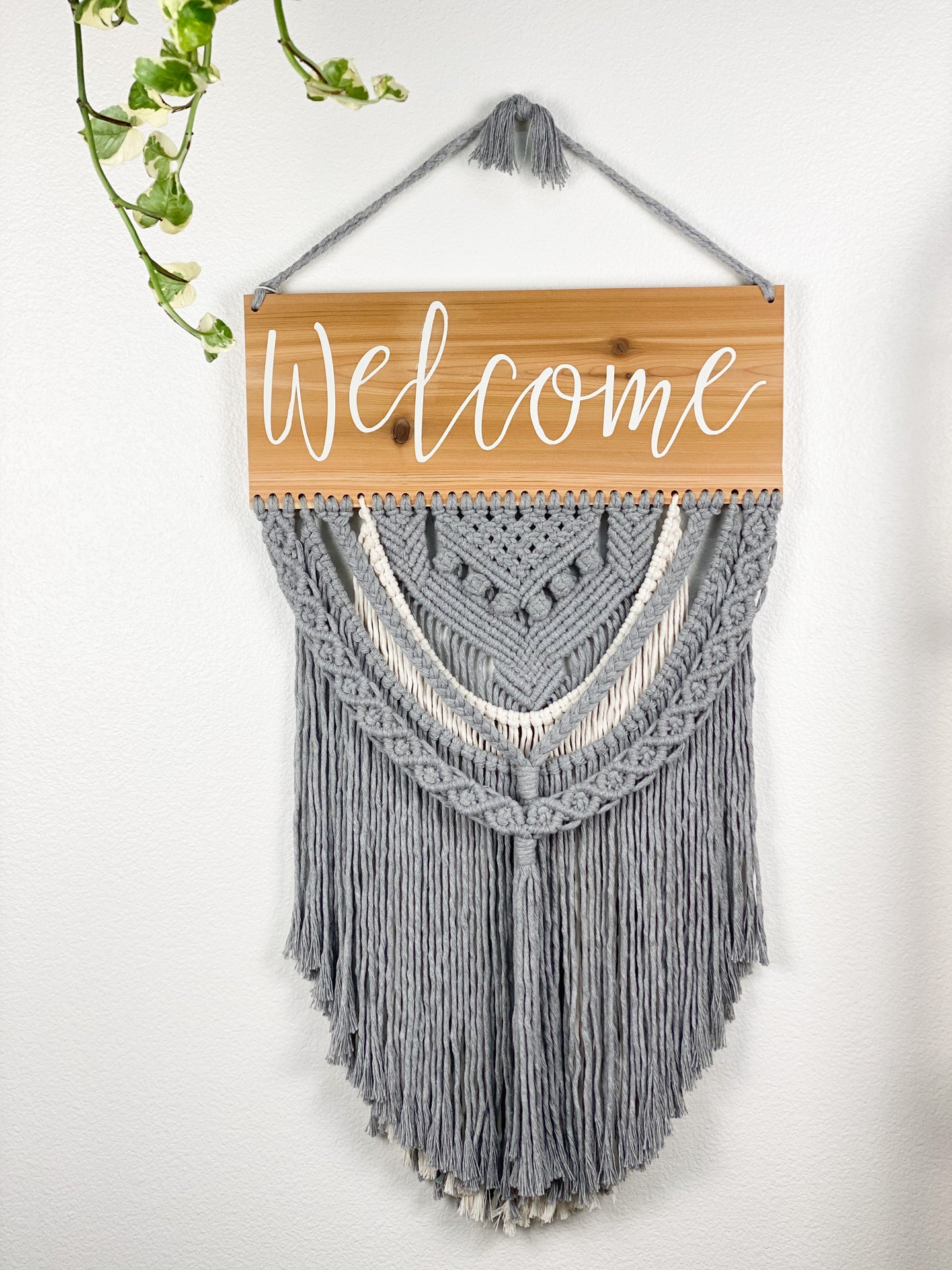 Welcome Sign Wall Hanging